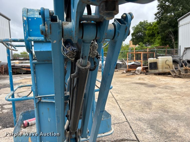 image for item DU6350 2012 Genie Z-40/23N RJ boom lift