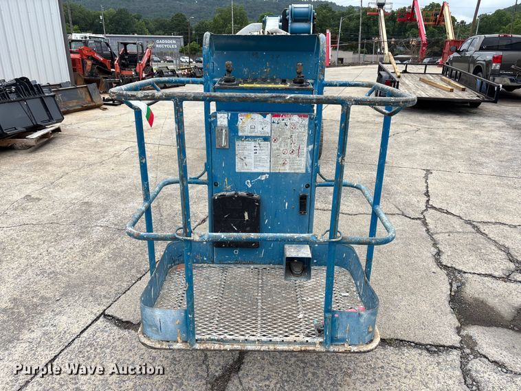 image for item DU6350 2012 Genie Z-40/23N RJ boom lift