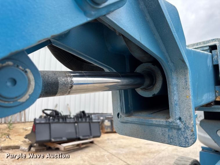 image for item DU6350 2012 Genie Z-40/23N RJ boom lift