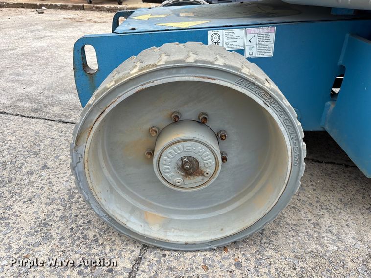 image for item DU6350 2012 Genie Z-40/23N RJ boom lift