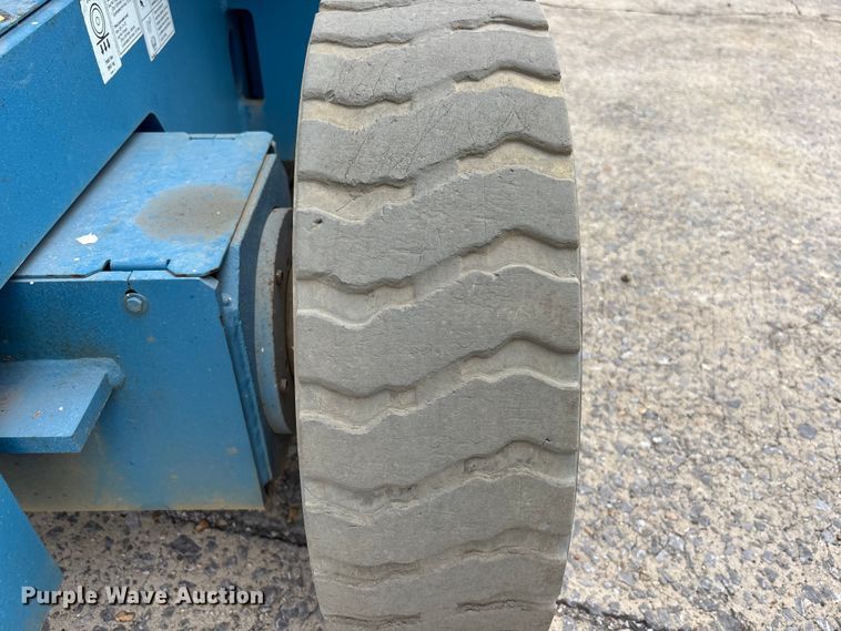 image for item DU6350 2012 Genie Z-40/23N RJ boom lift