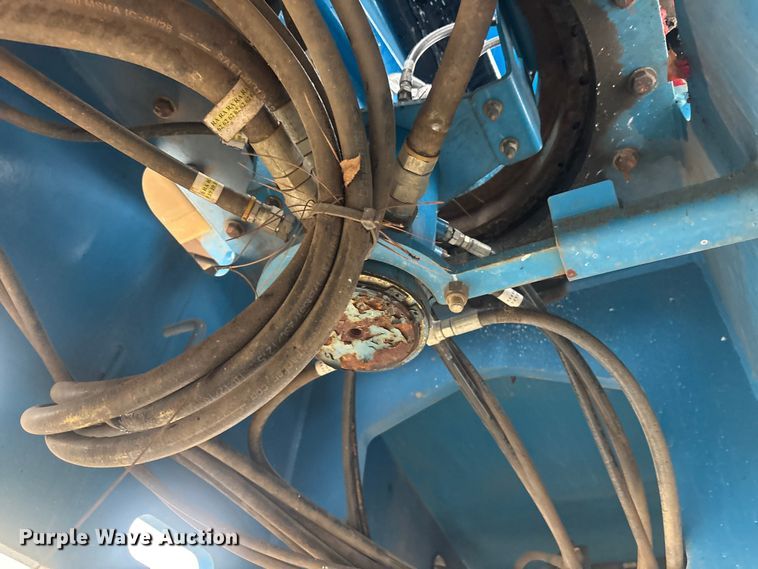 image for item DU6352 2011 Genie S-65 boom lift