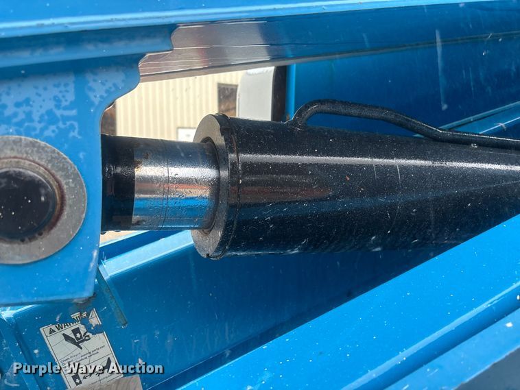 image for item DU6352 2011 Genie S-65 boom lift