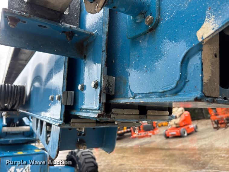 image for item DU6352 2011 Genie S-65 boom lift