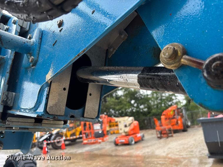 image for item DU6352 2011 Genie S-65 boom lift