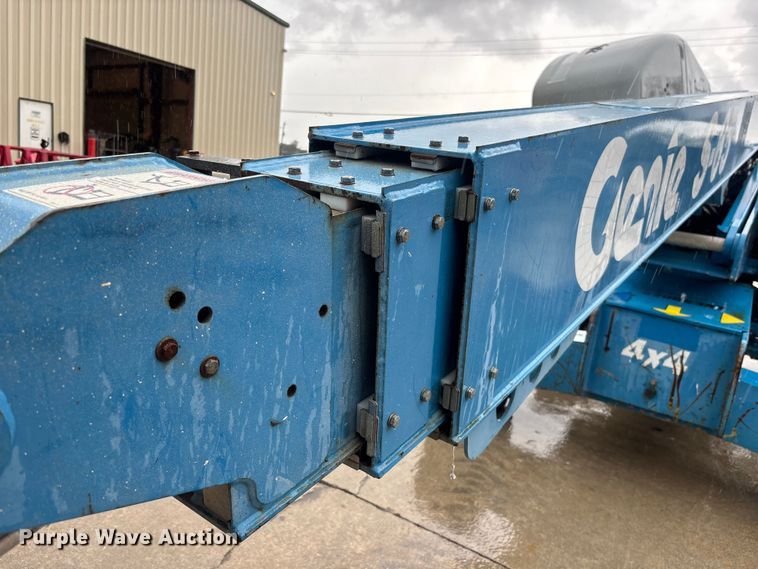 image for item DU6352 2011 Genie S-65 boom lift