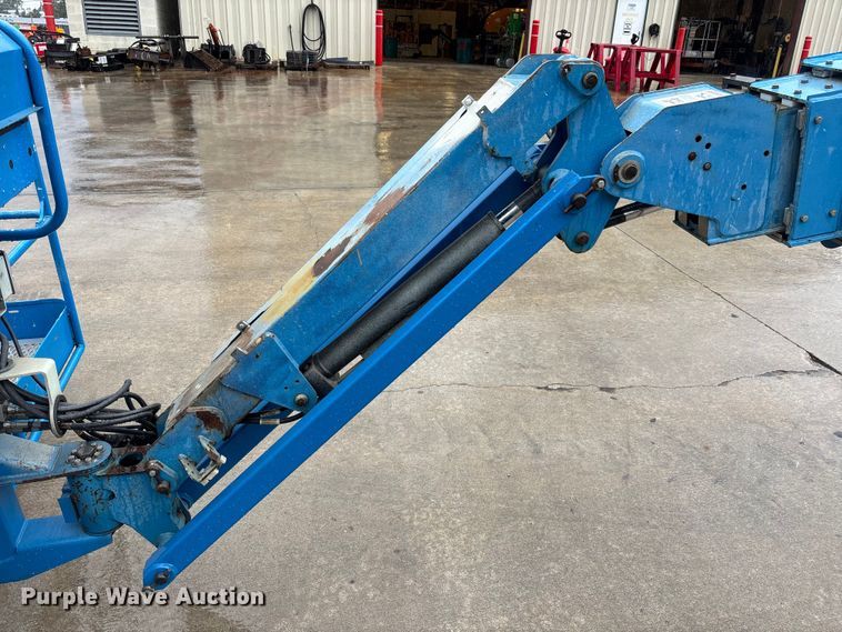 image for item DU6352 2011 Genie S-65 boom lift