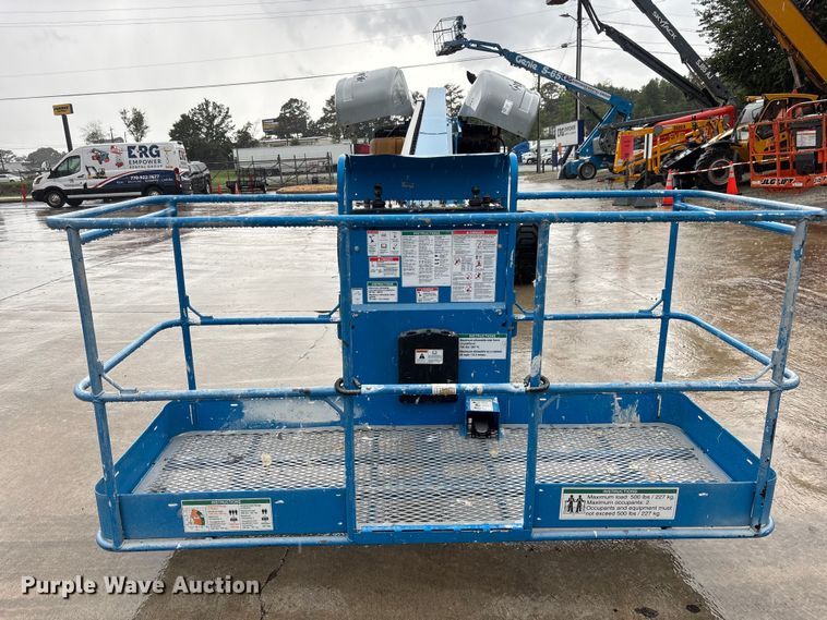 image for item DU6352 2011 Genie S-65 boom lift
