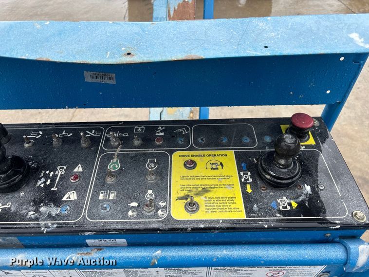 image for item DU6352 2011 Genie S-65 boom lift