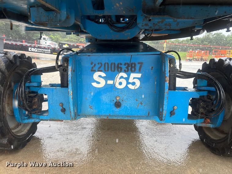 image for item DU6352 2011 Genie S-65 boom lift