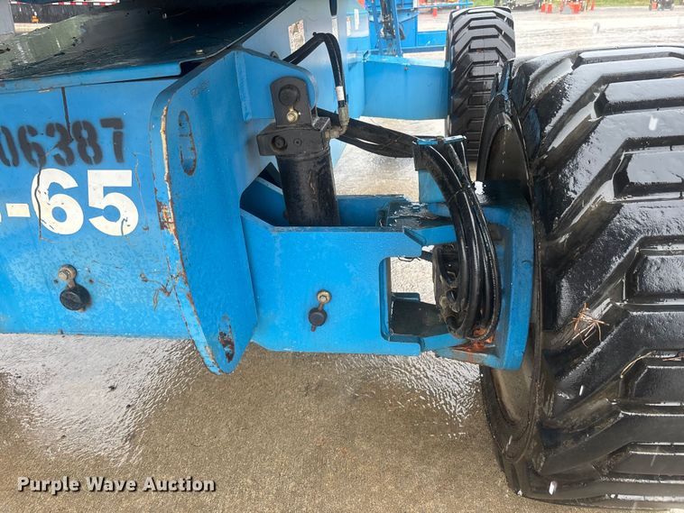 image for item DU6352 2011 Genie S-65 boom lift