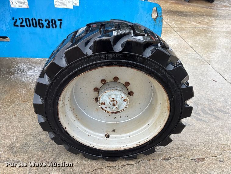 image for item DU6352 2011 Genie S-65 boom lift