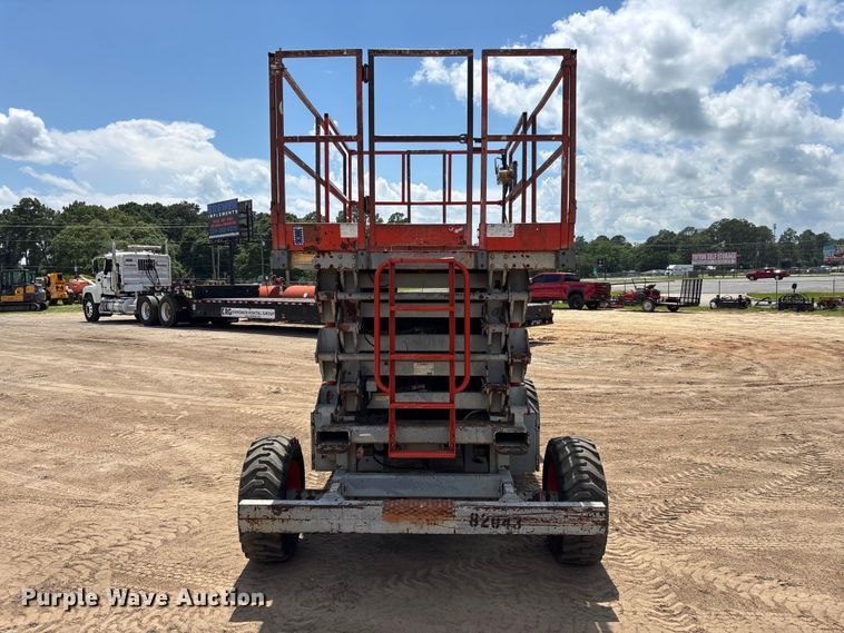 image for item DU6365 Skyjack SJ8243 scissor lift