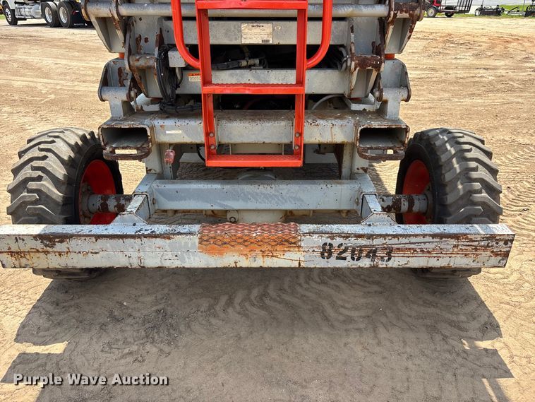 image for item DU6365 Skyjack SJ8243 scissor lift