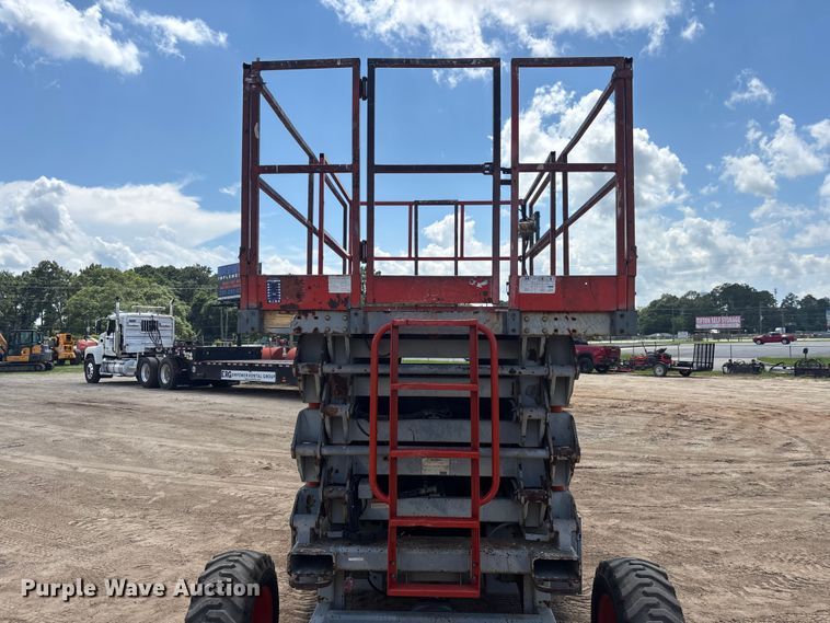 image for item DU6365 Skyjack SJ8243 scissor lift