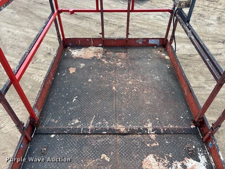 image for item DU6365 Skyjack SJ8243 scissor lift