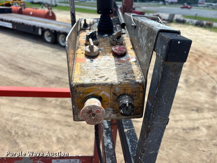 image for item DU6365 Skyjack SJ8243 scissor lift