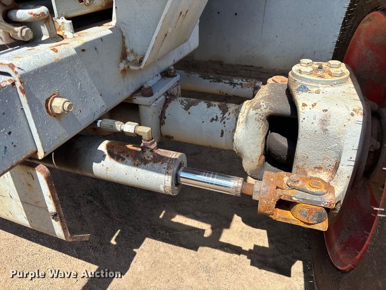 image for item DU6365 Skyjack SJ8243 scissor lift