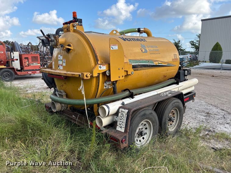 image for item DU6366 2018 McLaughlin V25G vacuum trailer