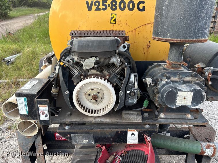 image for item DU6366 2018 McLaughlin V25G vacuum trailer
