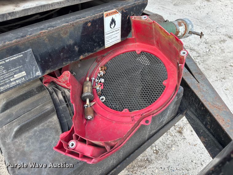 image for item DU6366 2018 McLaughlin V25G vacuum trailer