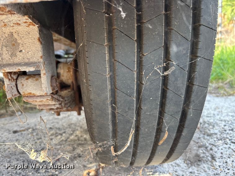 image for item DU6366 2018 McLaughlin V25G vacuum trailer