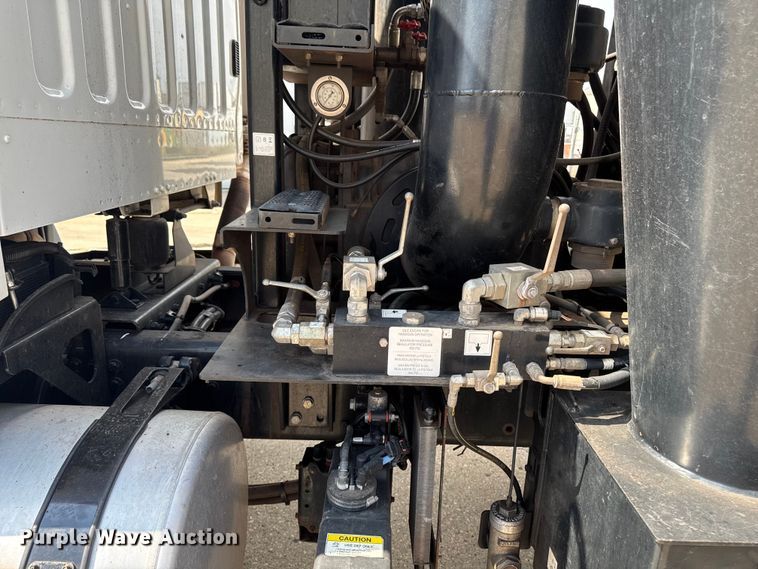 image for item DV2013 2015 Freightliner 108SD sewer jetter truck