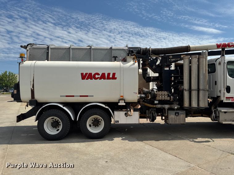image for item DV2013 2015 Freightliner 108SD sewer jetter truck