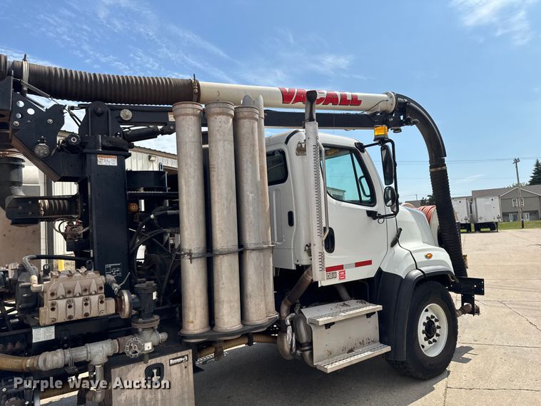 image for item DV2013 2015 Freightliner 108SD sewer jetter truck