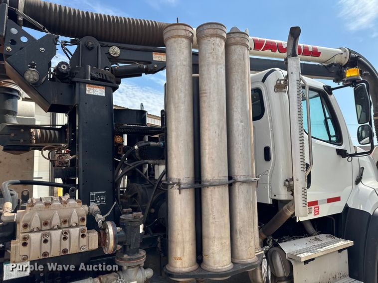 image for item DV2013 2015 Freightliner 108SD sewer jetter truck