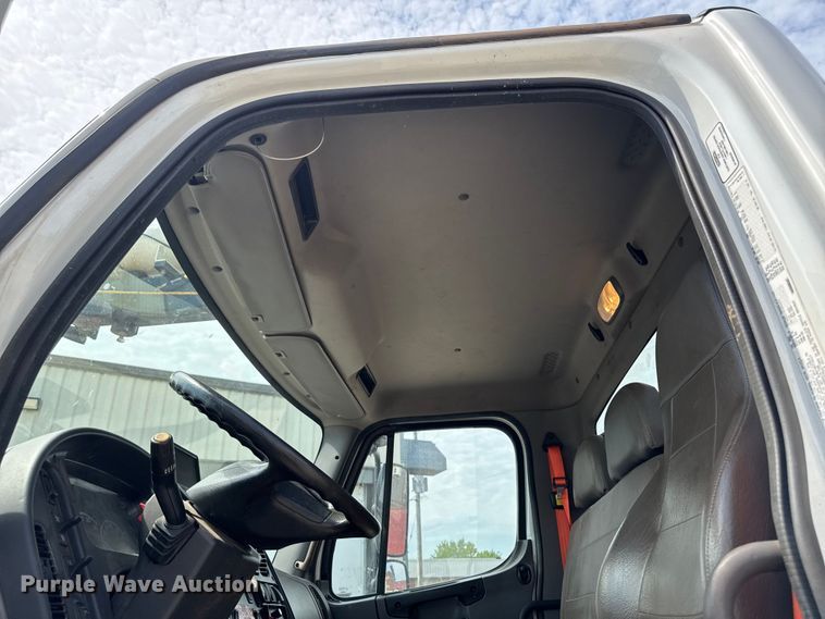 image for item DV2013 2015 Freightliner 108SD sewer jetter truck