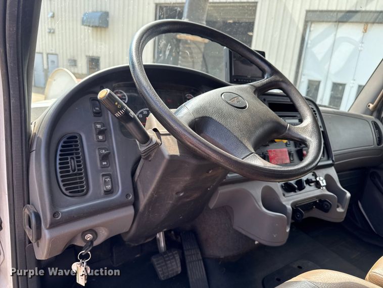 image for item DV2013 2015 Freightliner 108SD sewer jetter truck
