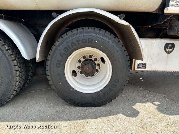 image for item DV2013 2015 Freightliner 108SD sewer jetter truck