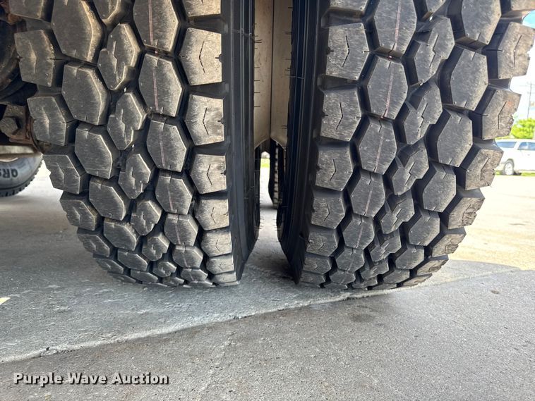 image for item DV2013 2015 Freightliner 108SD sewer jetter truck