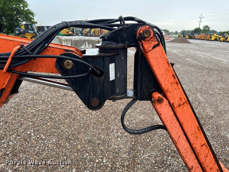 image for item DV2026 2015 JLG E300AJP boom lift