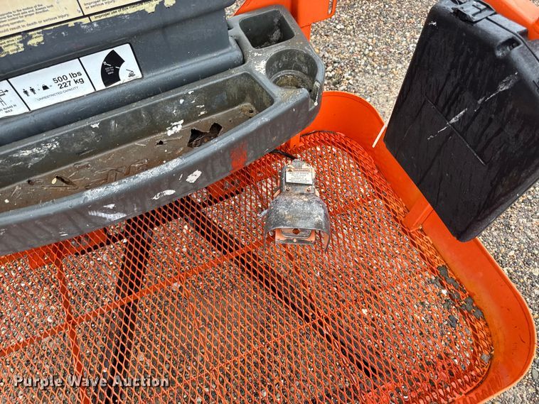 image for item DV2026 2015 JLG E300AJP boom lift