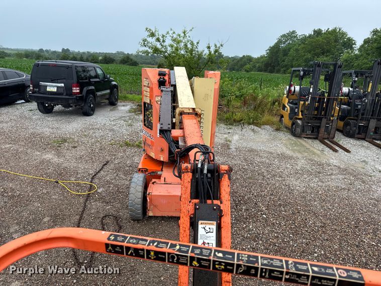 image for item DV2026 2015 JLG E300AJP boom lift