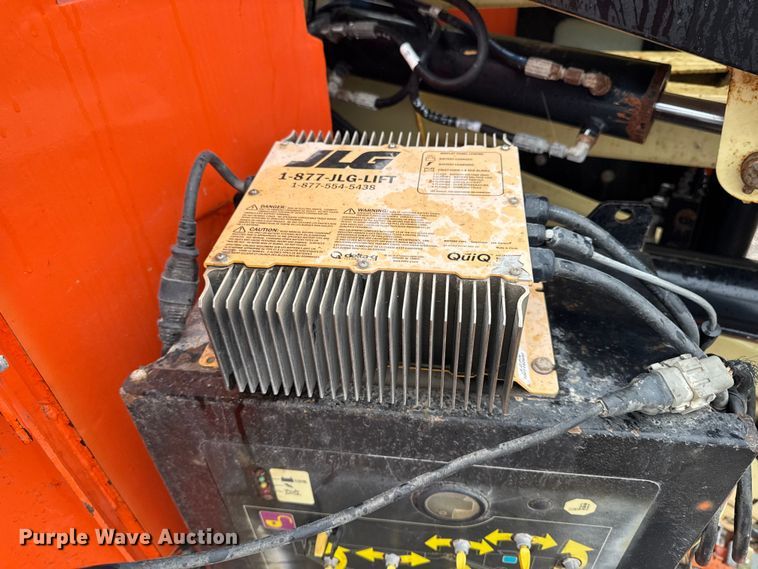 image for item DV2026 2015 JLG E300AJP boom lift