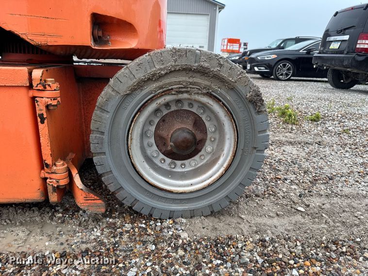 image for item DV2026 2015 JLG E300AJP boom lift