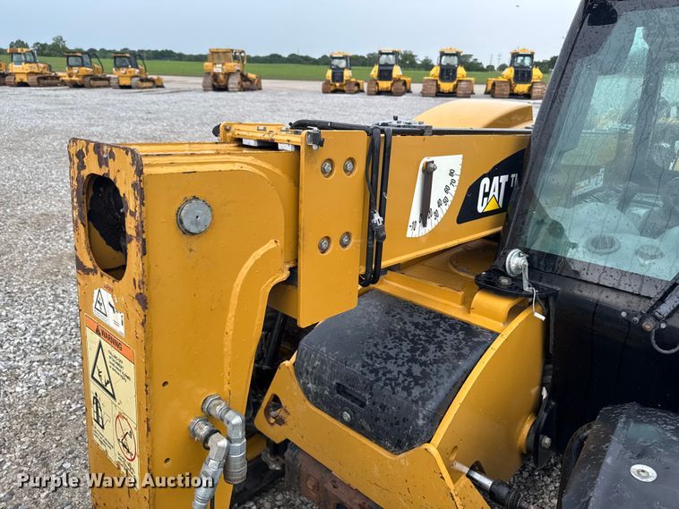image for item DV2027 2012 Caterpillar TH255 telehandler