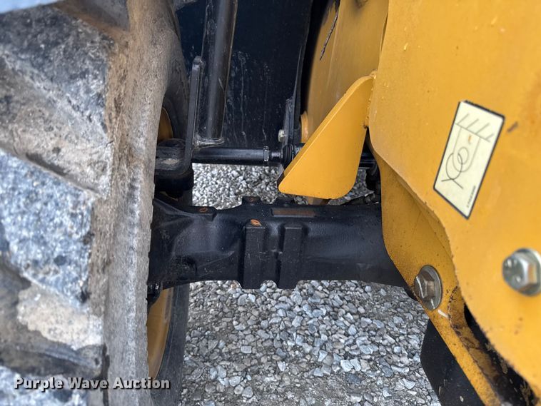 image for item DV2027 2012 Caterpillar TH255 telehandler