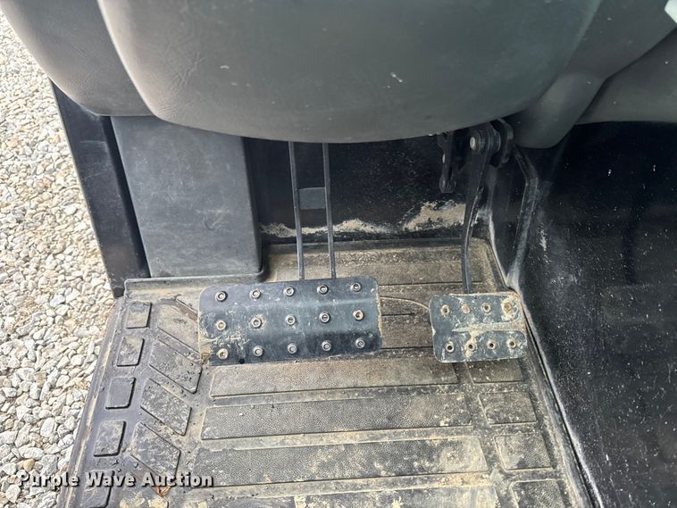 image for item DV2027 2012 Caterpillar TH255 telehandler