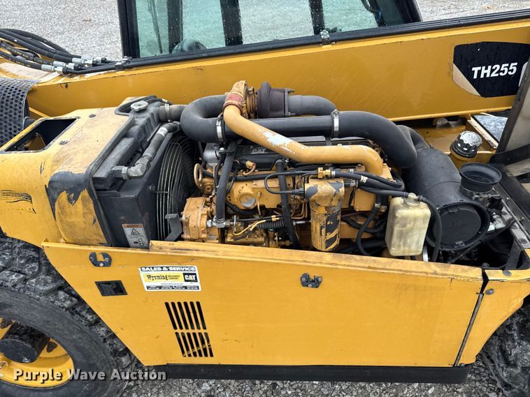 image for item DV2027 2012 Caterpillar TH255 telehandler