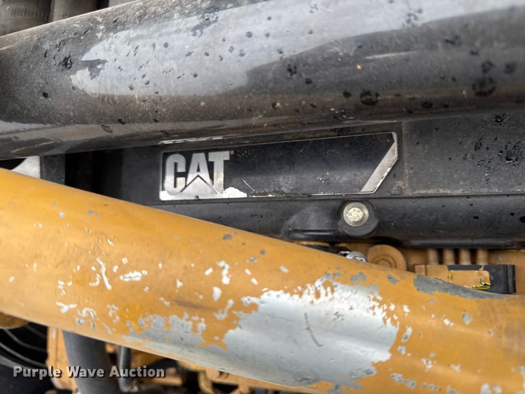 image for item DV2027 2012 Caterpillar TH255 telehandler