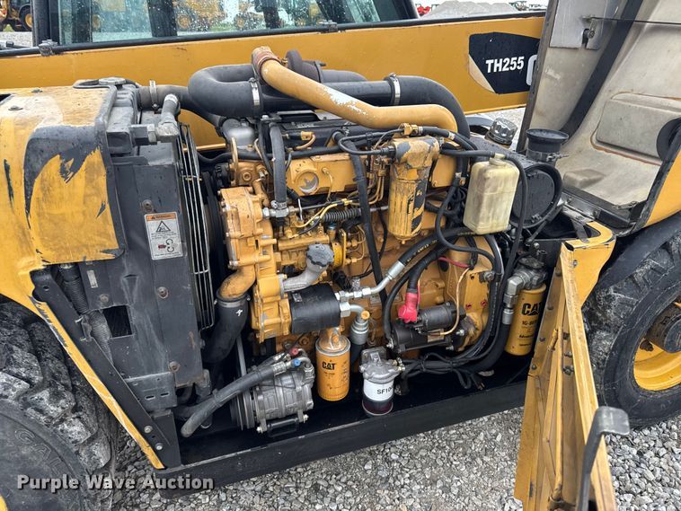 image for item DV2027 2012 Caterpillar TH255 telehandler