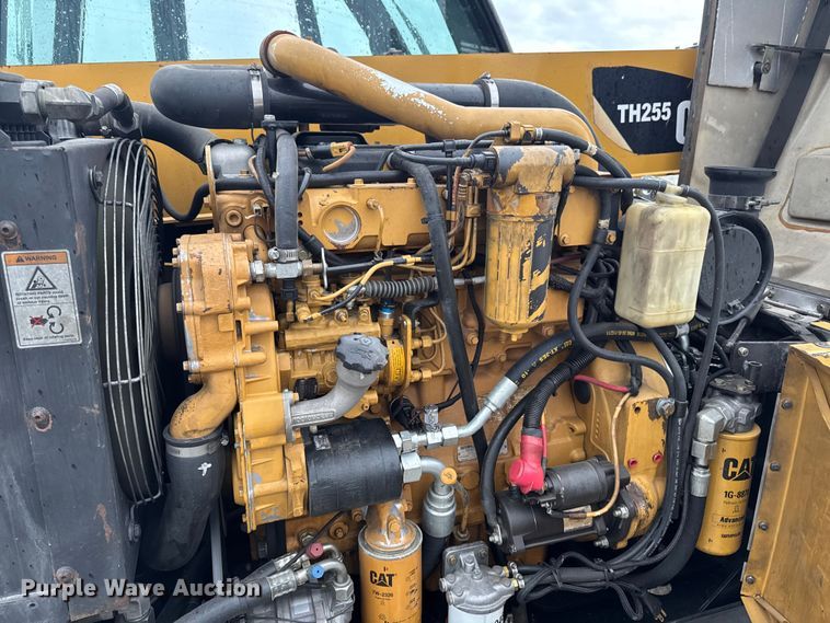 image for item DV2027 2012 Caterpillar TH255 telehandler
