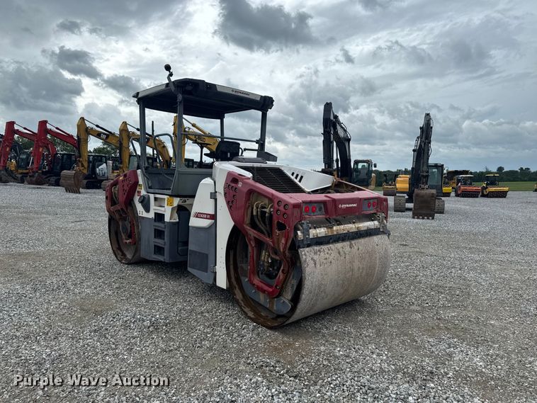 image for item DV2028 Dynapac CC 4200 VI double drum vibratory roller