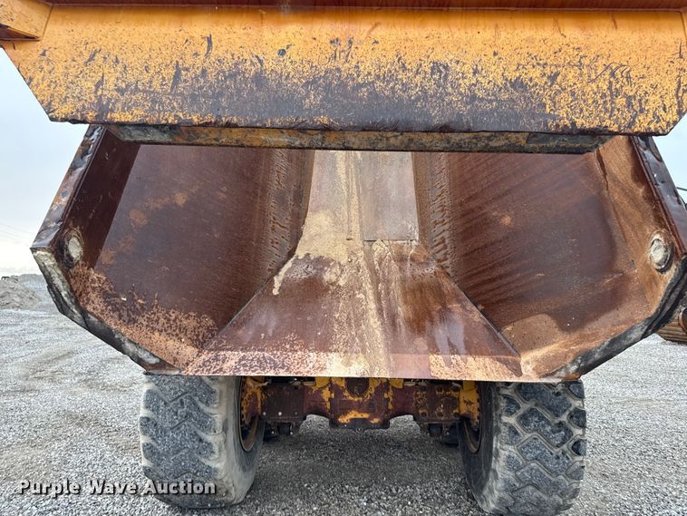 image for item DV2030 2018 John Deere 260E articulated haul truck