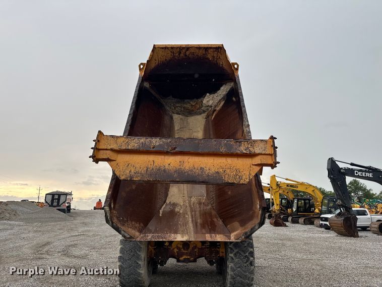 image for item DV2030 2018 John Deere 260E articulated haul truck