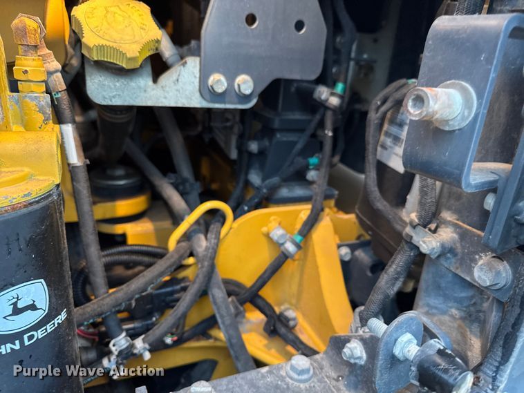 image for item DV2030 2018 John Deere 260E articulated haul truck